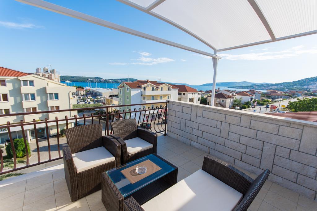 Apartments Barba Trogir Ngoại thất bức ảnh