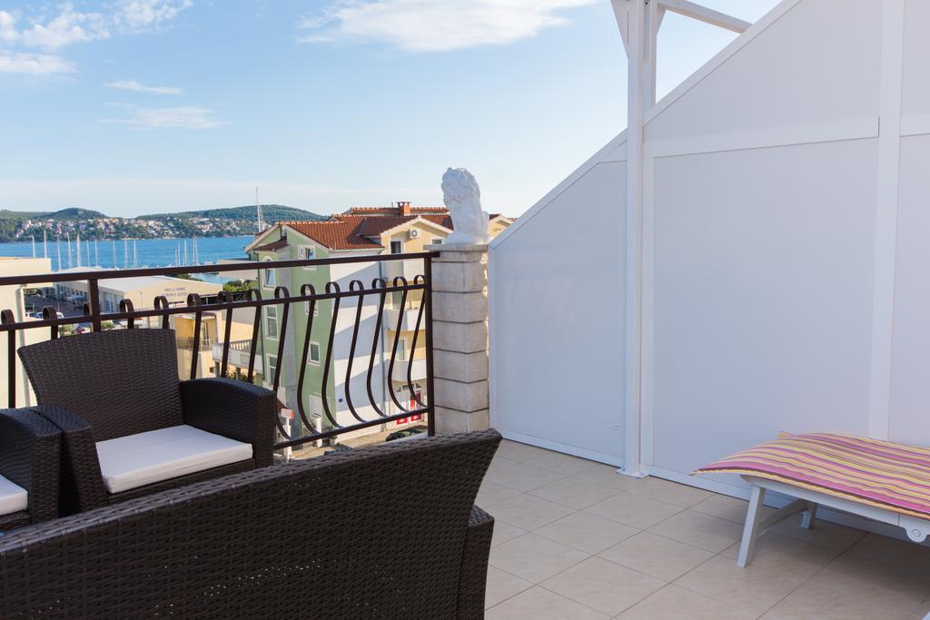 Apartments Barba Trogir Ngoại thất bức ảnh