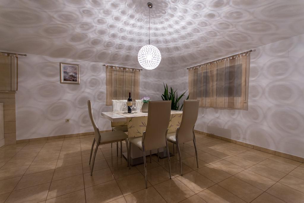 Apartments Barba Trogir Ngoại thất bức ảnh