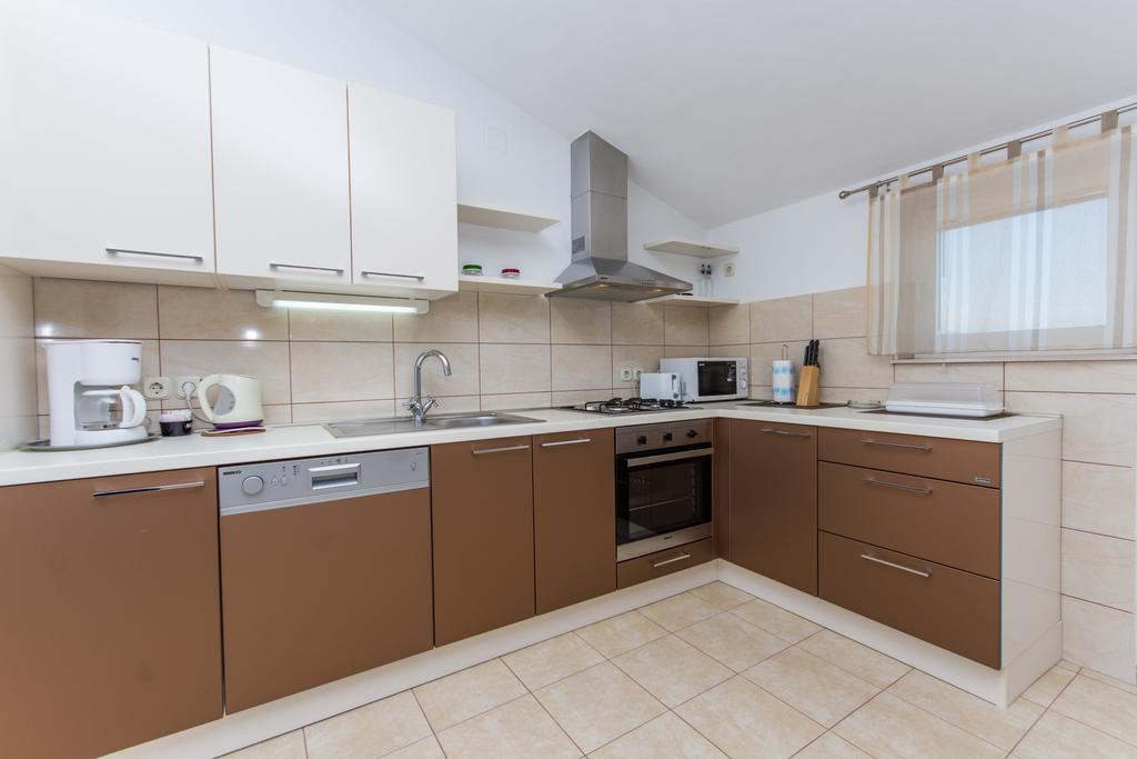 Apartments Barba Trogir Ngoại thất bức ảnh