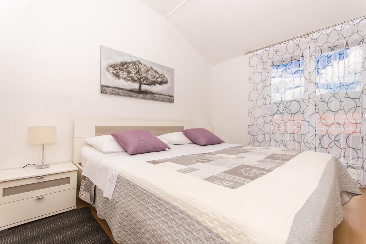 Apartments Barba Trogir Ngoại thất bức ảnh